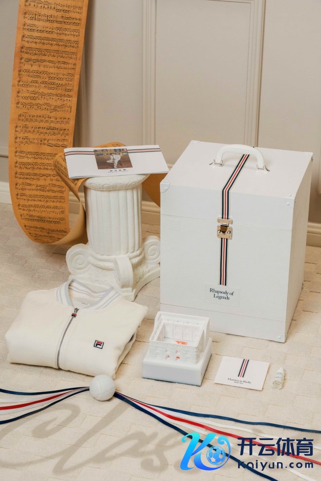 易烊千玺FILA品牌全球代言东谈主 占领“年青一代”的衣橱